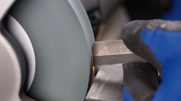 Carbide – materials: hardened, heat-treated steels over 1,200 N/mm2 (< 38 HRC), glass, tungsten carbide, steel materials with a hardness > 54 HRC