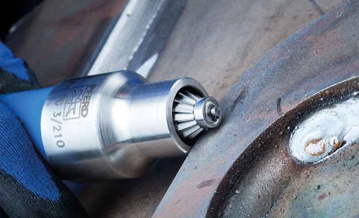 El dentado EDGE crea formas canteadas exactas en un solo paso.