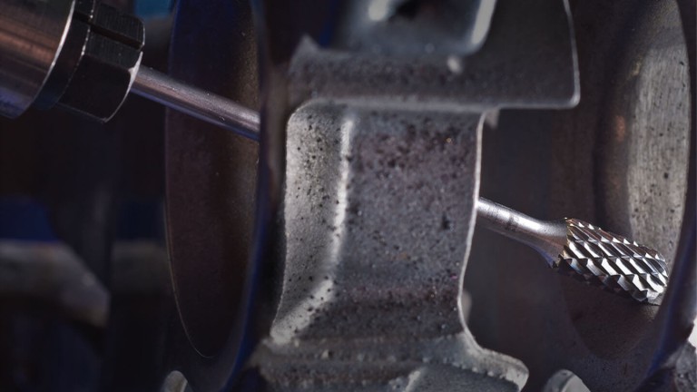 Hartmetallfrässtifte mit Langschaftausführungen