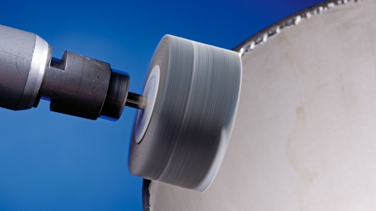 Consistently high stock removal rate over the entire tool life as new, aggressive abrasive is constantly exposed.