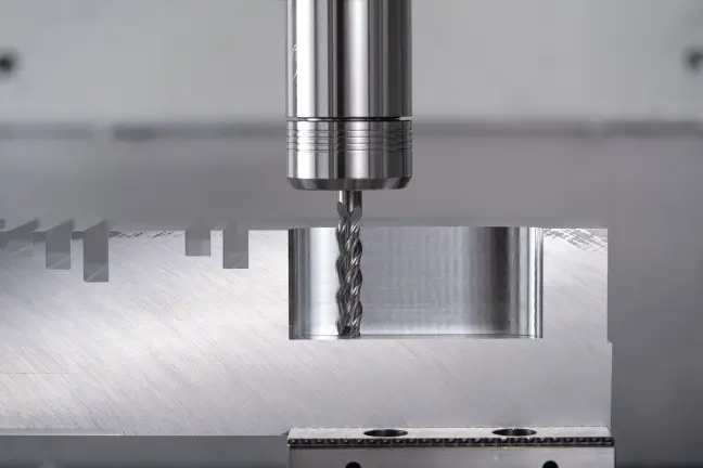Neues Vollhartmetallwerkzeug-Programm für das Fräsen und Bohren von PFERD TOOLS